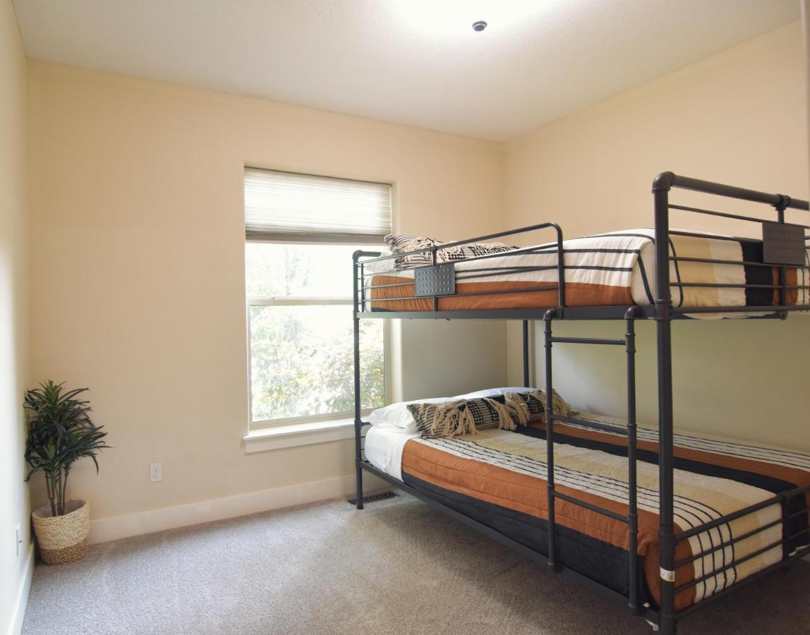 メリディアン Sensible Safari Sleeps 10ヴィラ エクステリア 写真